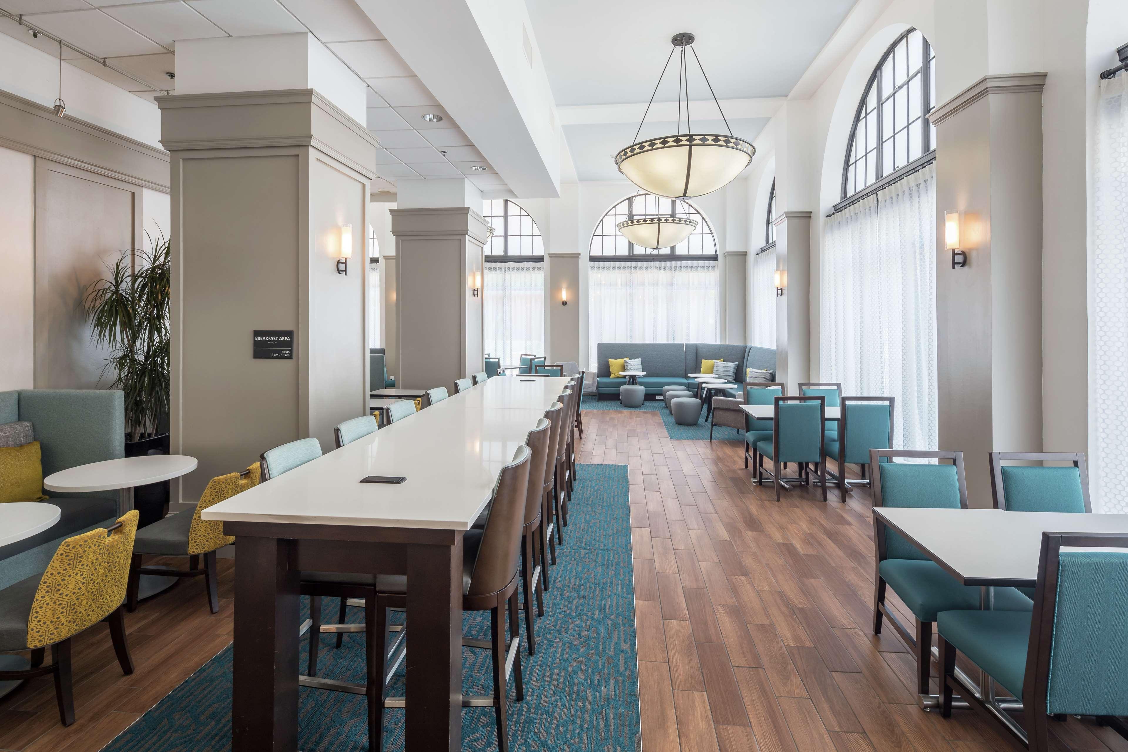 Hampton Inn & Suites Atlanta-Downtown Dış mekan fotoğraf